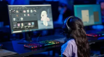 كيف يعيد الذكاء الاصطناعي صياغة مستقبل تجربة الألعاب الإلكترونية لدى اللاعبين؟